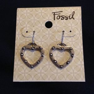 NWT fossil heart earrings