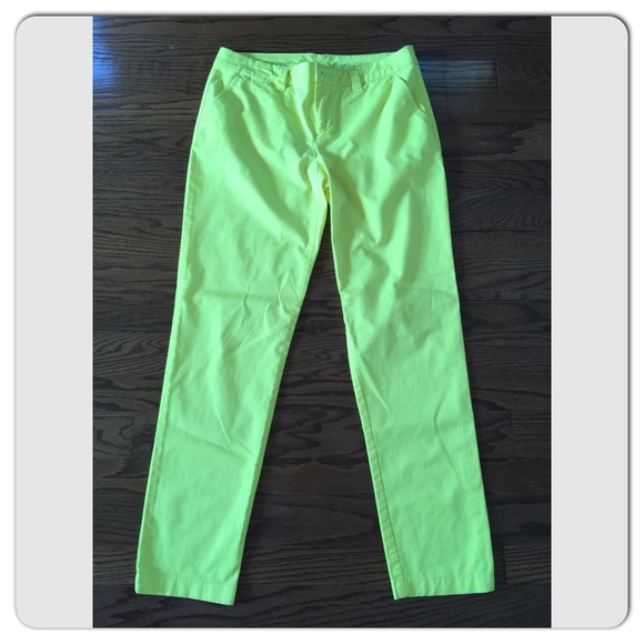 Gap broken in straight khakis size 2