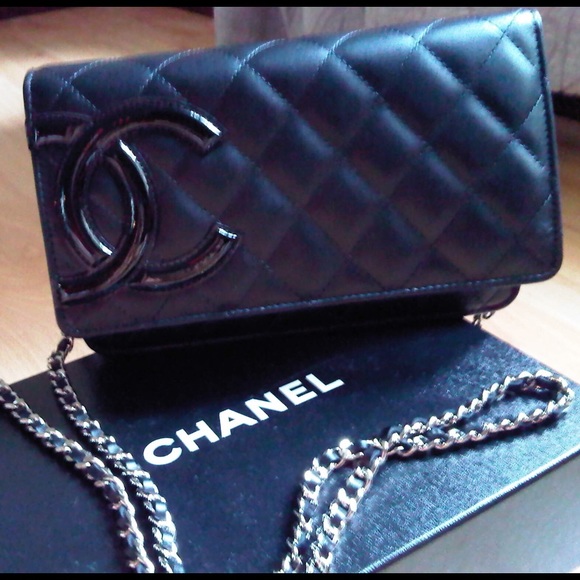 Chanel wallet on chain lamb skin.