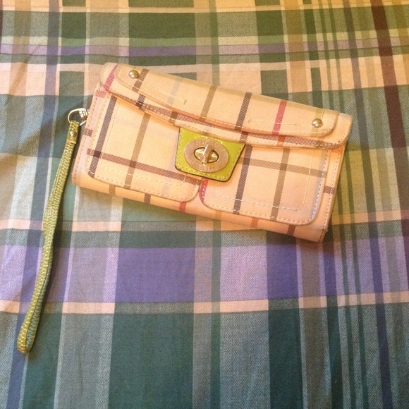 Pre-loved coach wallet