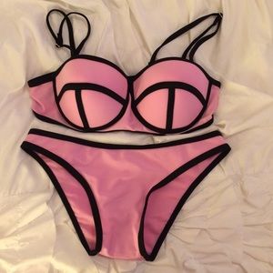 ❗️Triangl bikini look alike❗️