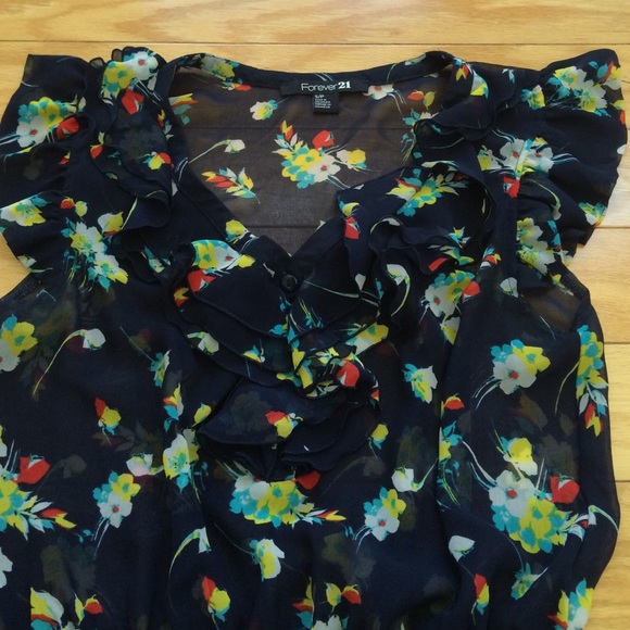 Peplum Flower Blouse - Picture 3 of 3