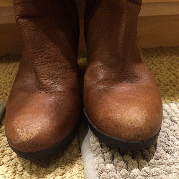 Timberland Boots - Picture 2 of 3