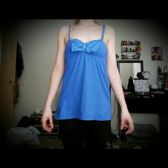 Top - Picture 2 of 2