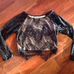 For love and lemons imitation crop lace top