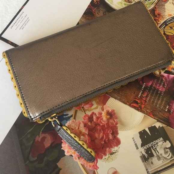 Miss Allrigth wallet
