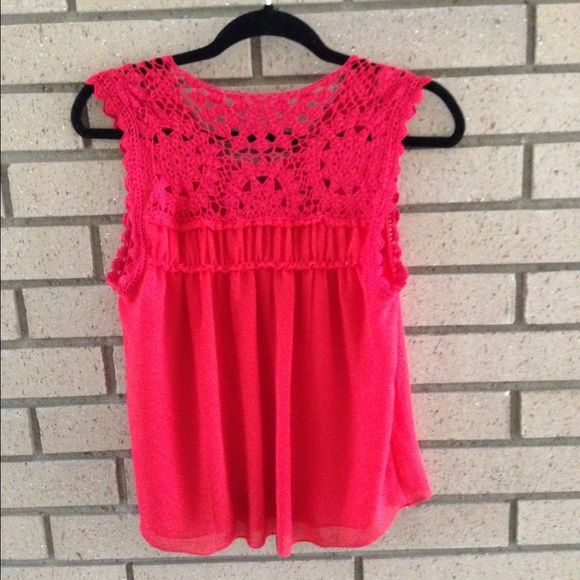 Dillard's summer lace top - Picture 2 of 2