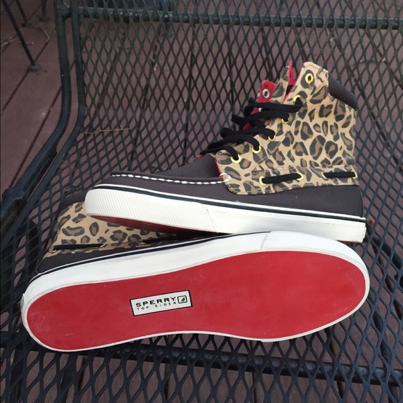 ❌SOLD❌Leopard print high top Sperrys - Picture 3 of 4