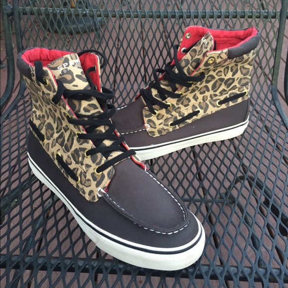 ❌SOLD❌Leopard print high top Sperrys - Picture 4 of 4