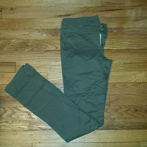 Army green American Eagle pants