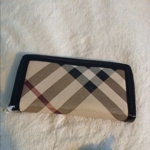 Burberry inspired wallet
