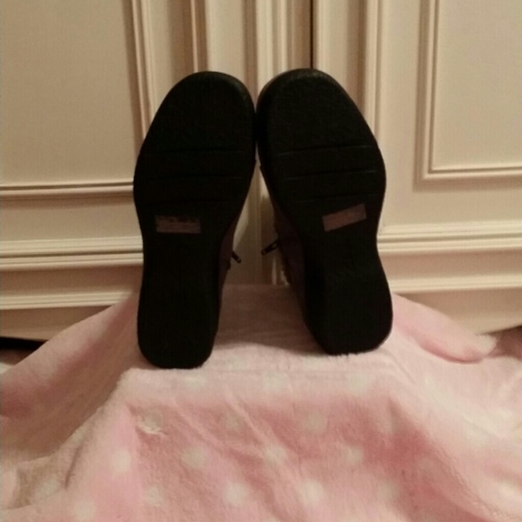 NWT Clarks Winter Gray Ankle Boots - Picture 4 of 4