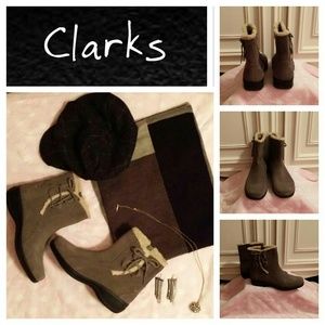 NWT Clarks Winter Gray Ankle Boots