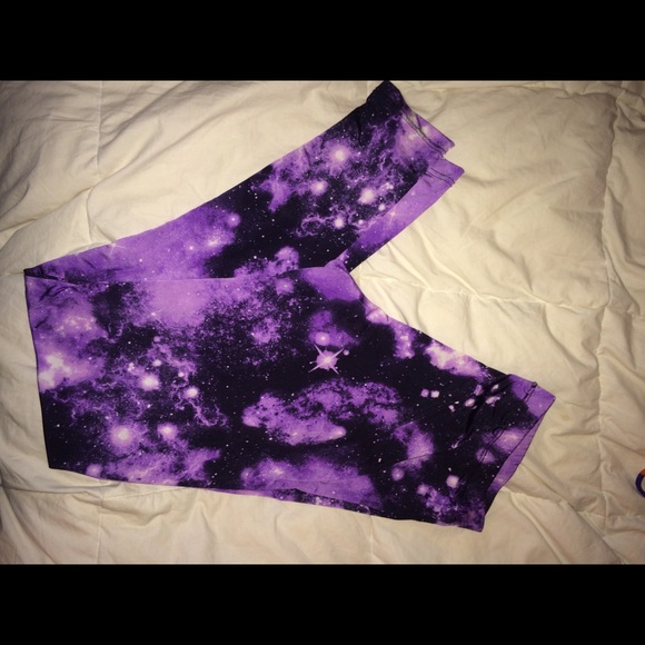 Akira galaxy leggings