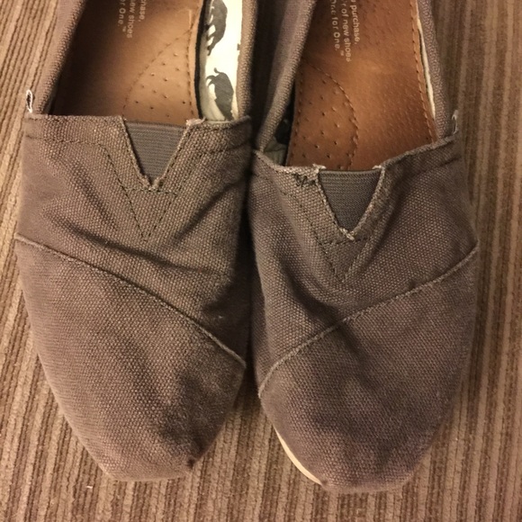 Brown Toms. Great condition.Just don't fit anymore