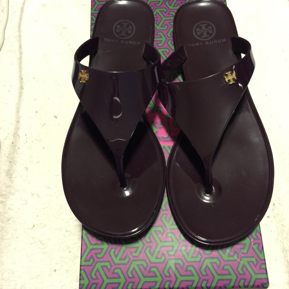 tory burch Supeer flat thong color cabernet