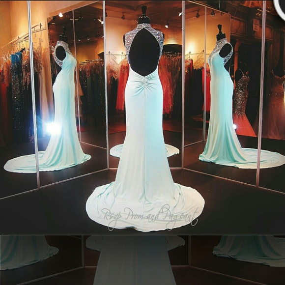 Aqua prom dress!! - Picture 2 of 4