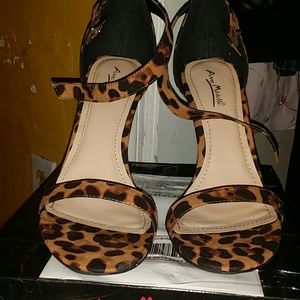 NEW 4" Leopard print heels
