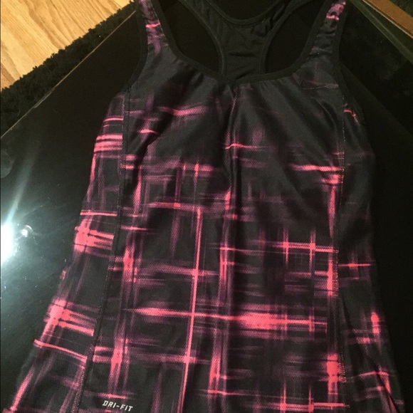 Nike dri-fit tank medium