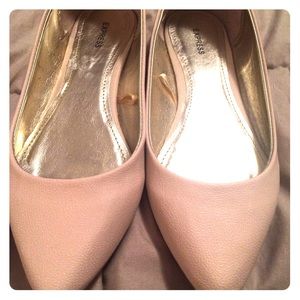 Beige-ish/pinkish flats