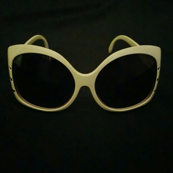 Oversized Shades
