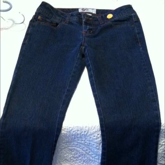 Blue jeans - Picture 1 of 2
