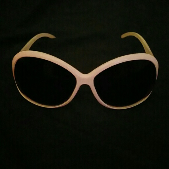 Accessories - Pink Shades