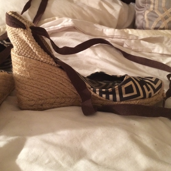 Tory Burch brown espadrilles !FLASH SALE! - Picture 3 of 4