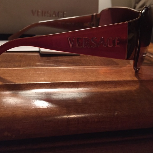 Versace Sunglasses - Picture 4 of 4