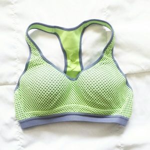 Victoria Secret Lime Incredible Sports Bra 34B