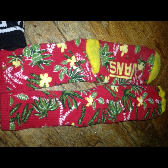 high rise VANS Hawaiian pattern socks