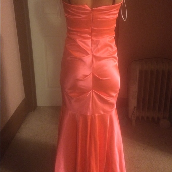 Prom dress - Picture 4 of 4
