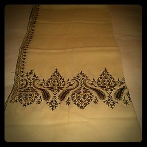 Hand embroidered Pakistani shawl