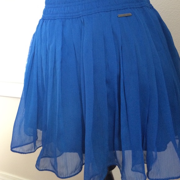 Blue skirt - Picture 2 of 2