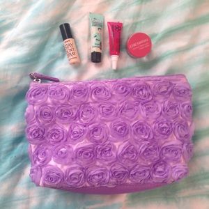 Cosmetics bag and samples