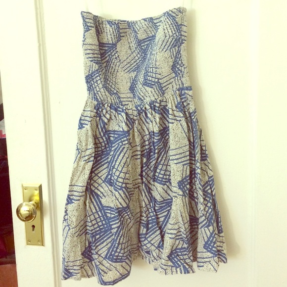 Urban Outfitters Dresses & Skirts - LAST CHANCE! Urban Outfitters Strapless Dress