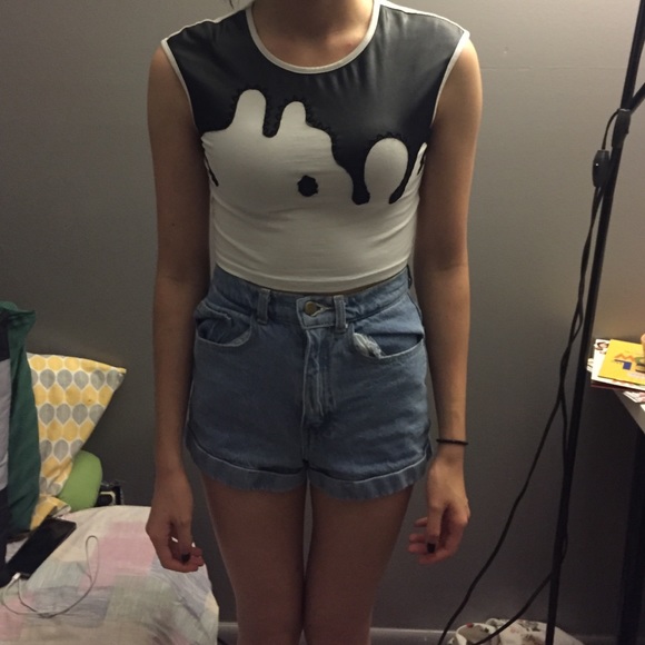 Good Time Tops - B&W melting crop top