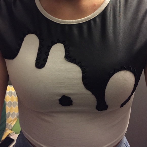 B&W melting crop top - Picture 3 of 3