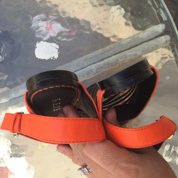 L.A.M.B. Leather blogger sandals Sz 6 new - Picture 4 of 4