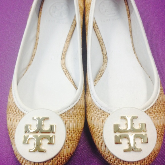 TORY BURCH Flats i6-1/2 Authentic w/Spring Design!