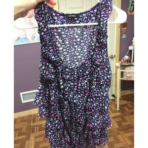 pretty floral ruffle tank top