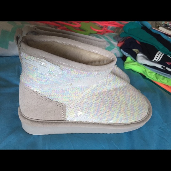 White Booties - Picture 2 of 4