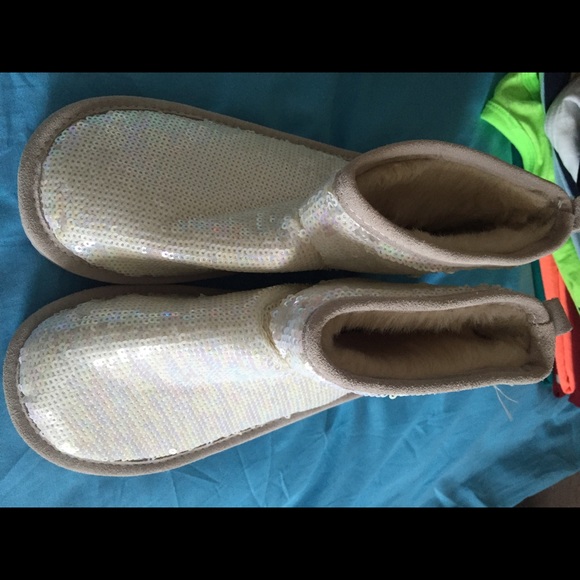 White Booties - Picture 3 of 4