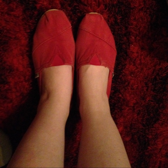 Toms