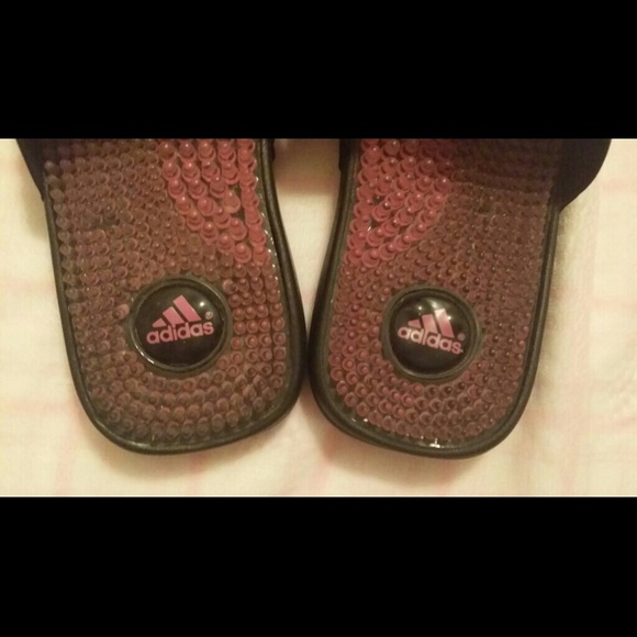Adidas pink sandals - Picture 4 of 4