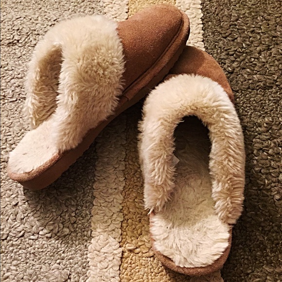 Zealand Beige Nude Darby Slippers Size 7
