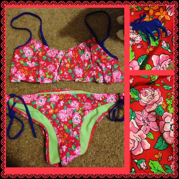 RED FLORAL A&F BIKINI