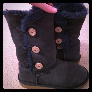 Navy, tall, Bailey button uggs