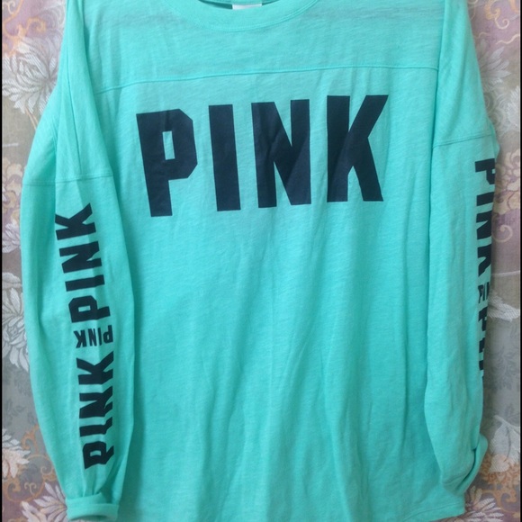 NWT PINK LONG SLEEVE W CUTOUT BACK