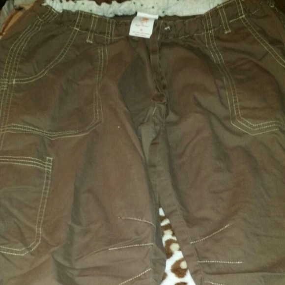 Koi brown scrubs
